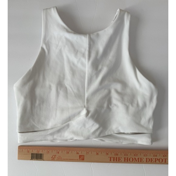 Athleta Conscious Cut Out Crop Sports Bra White Size Medium - Picture 4 of 5